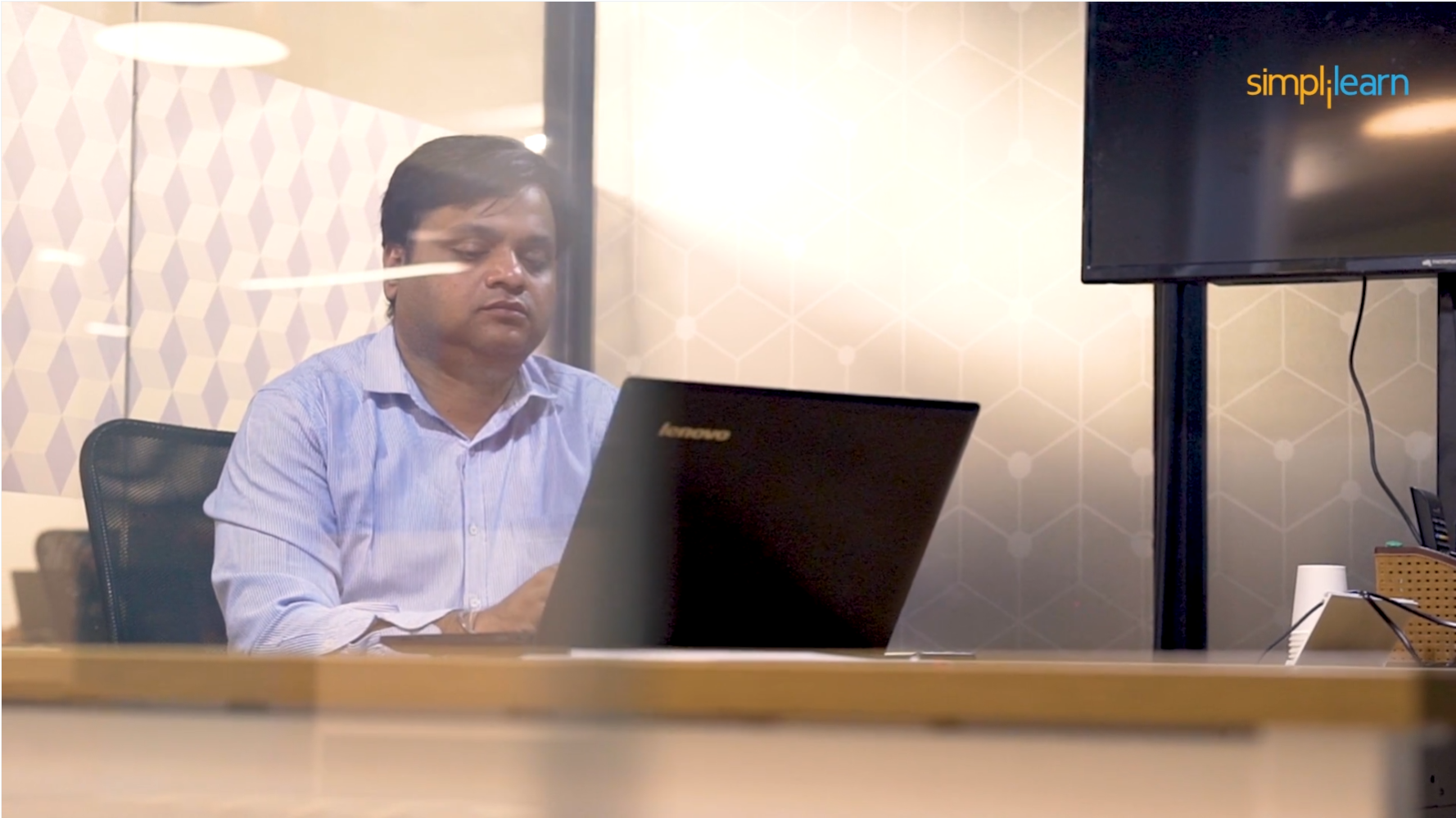 work/Data_Analyst_Master_Program_Vaakcreatives_Animation_explainer_video.png